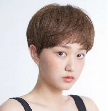 夏季最不能割舍的女生短发用烫卷短发征服你的爱美之心_短发_女生发型