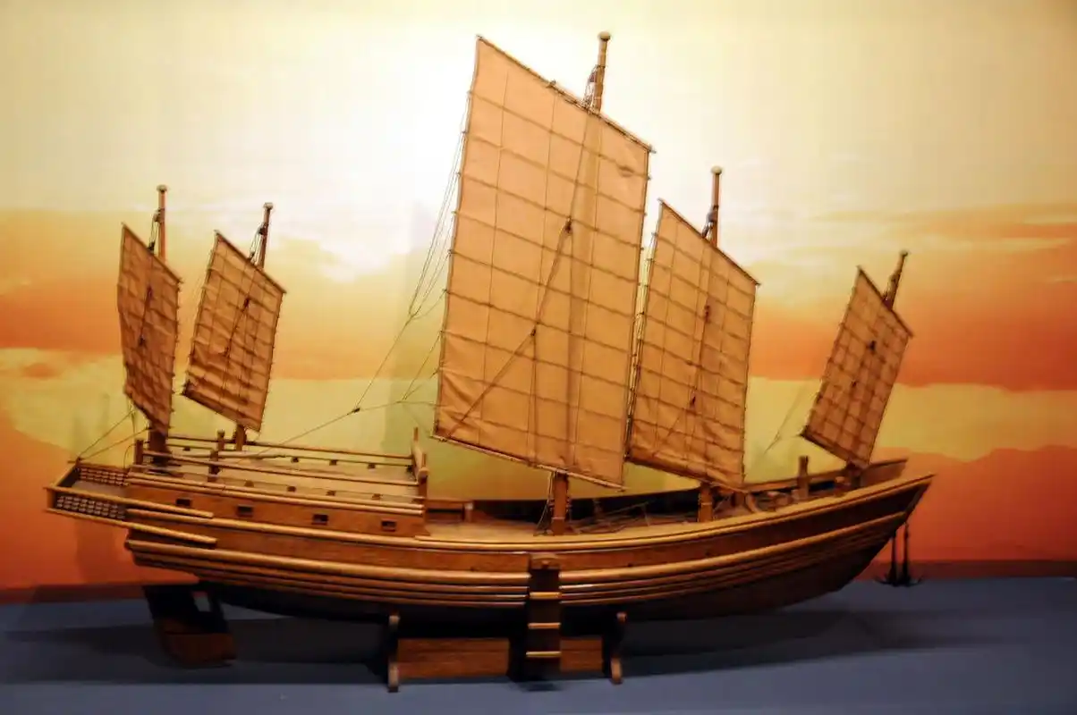 南海发现两处古代沉船文物超十万件!