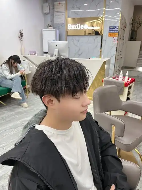 烟花烫.#男生烫发发型推荐 #附近烫发团购 #同城美发 细软 - 抖音