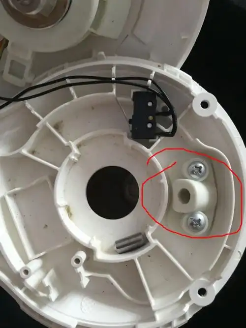 苏泊尔电压力锅锅盖拆解图用配的饭勺插进去转一圈即可