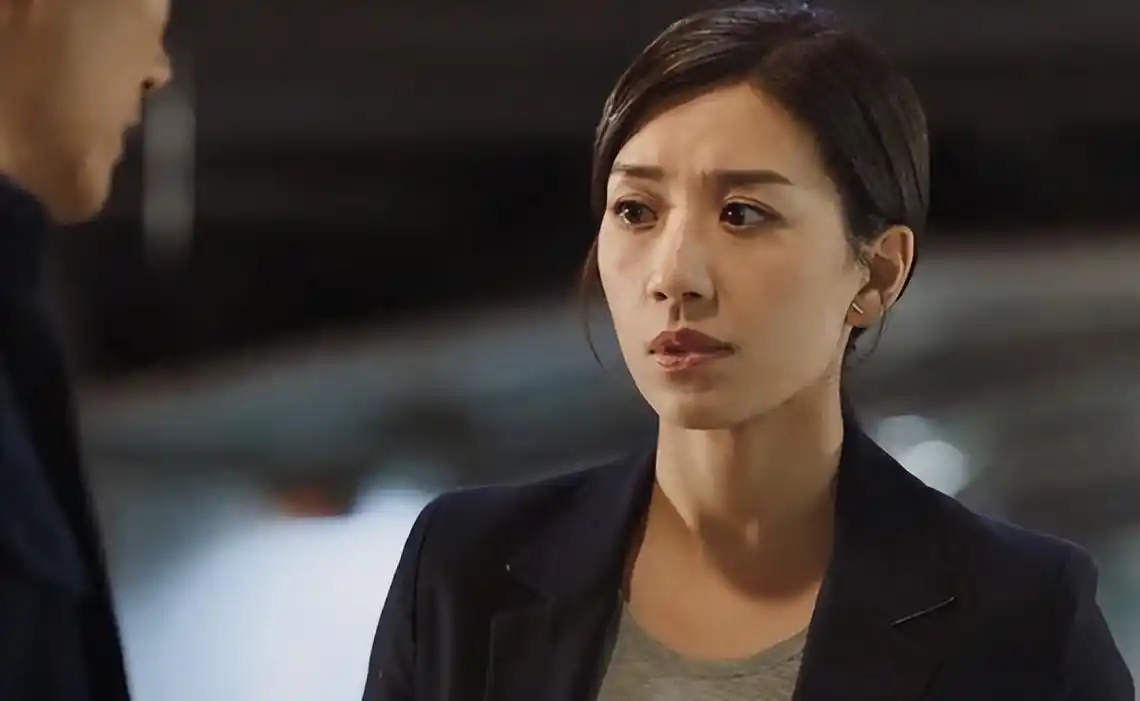 以工作为先!40岁黄智雯自认不急生子,才与爱情长跑10年男友结婚