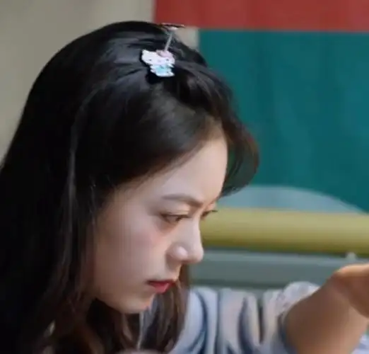 林妙妙发卡##少年派细节糖#林妙妙的发卡是《少年