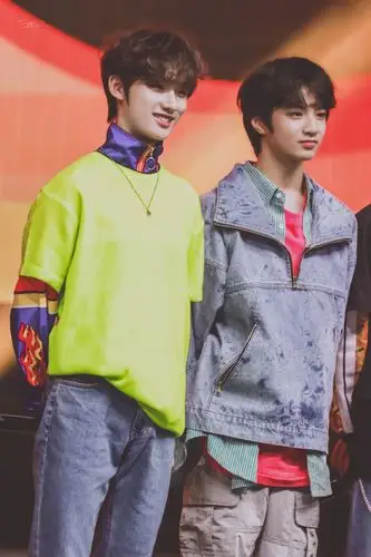 刘耀文～丁程鑫