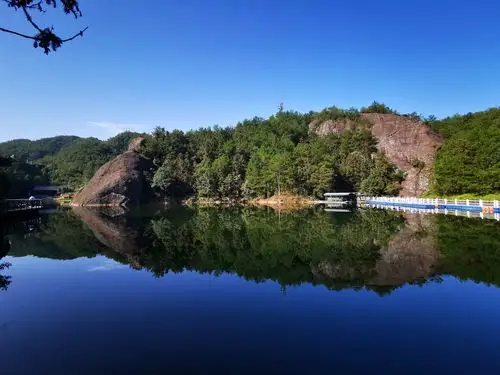 2020年10月22日摄于湖南平江县石牛寨景区