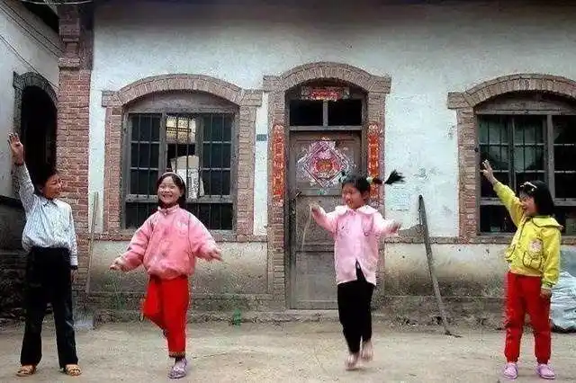 【90后的共同记忆,那些年我们的五彩缤纷童年】