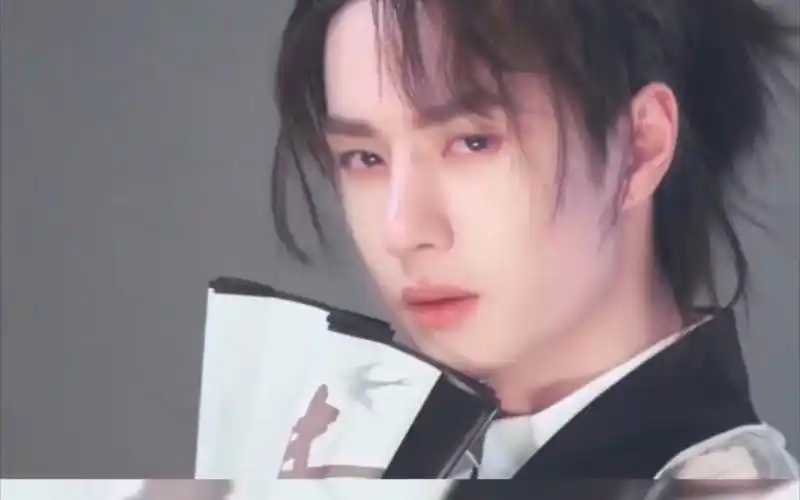 看王一博穿上盖娅传说,有多惊艳!