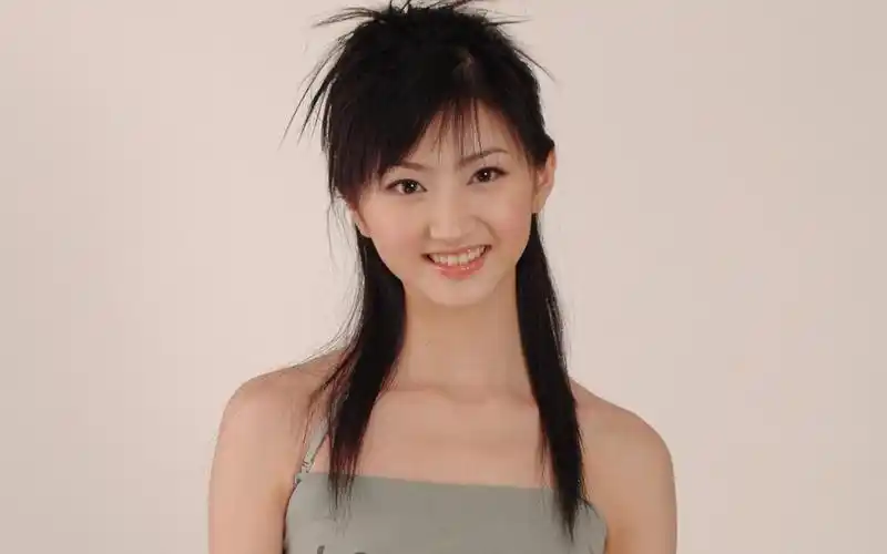 甜美可人景甜写真_冰肌玉骨