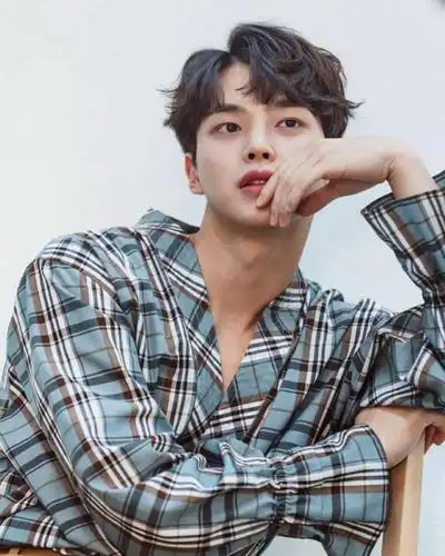 19下半年韩国大势小鲜肉!5位韩国新生代帅气男演员强势推你入坑