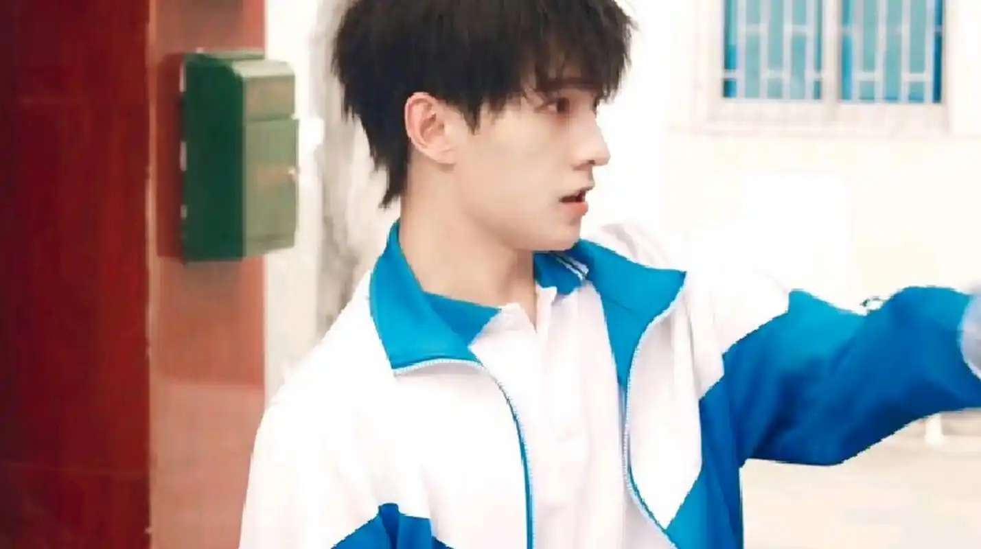 杨洋颜值真的360度都在线阿[打call]看一眼就爱了#杨洋# #我的人间