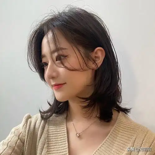 女短发纹理烫方法,短头发纹理烫女(推边短发卷卷烫发全都有)