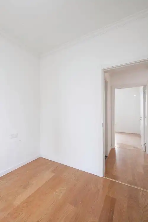 历时两个月房子装修完,大白墙加木地板经典百搭