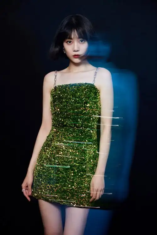 李溪芮裹胸礼服撩人性感写真图片112