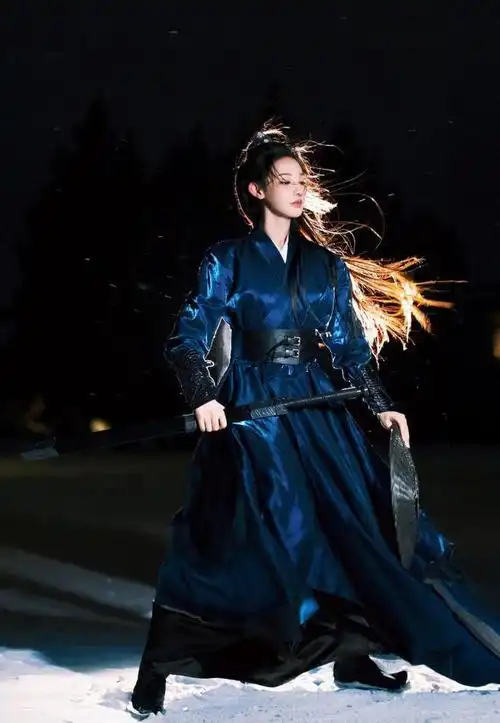 这居然是彭小苒?"西州小公主"爆改"江湖女魔头",太帅了