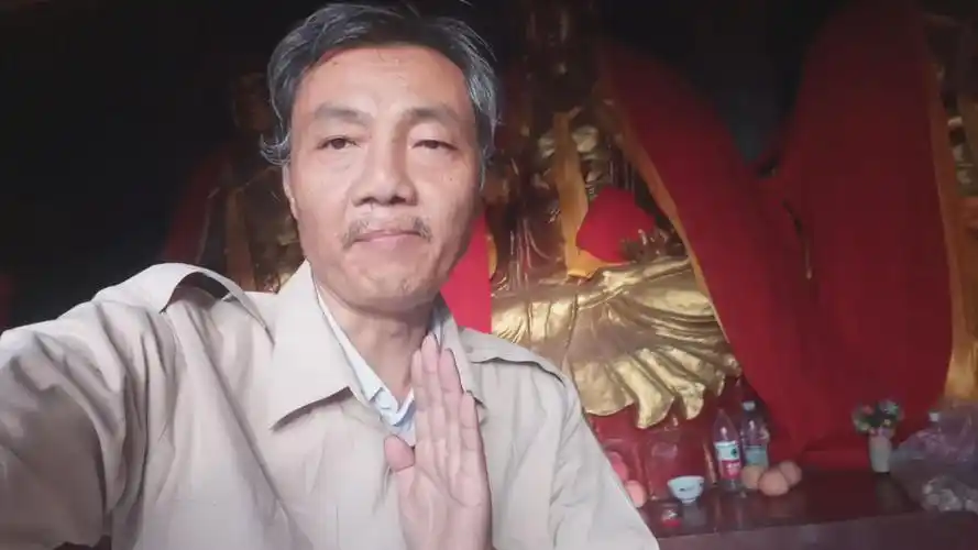 王北斗依《牵着你的手 》编唱《9.1念佛莲花山》佛歌