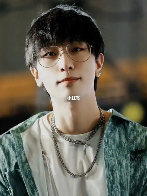 电子羊景向谁依