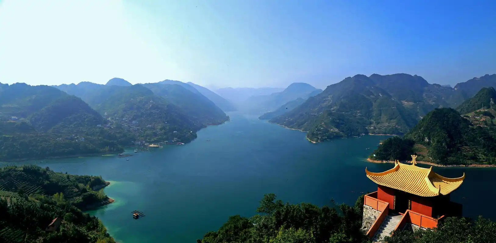 清江画廊风景区,国家aaaaa级旅游景区,国家地质公园,国家森林公园