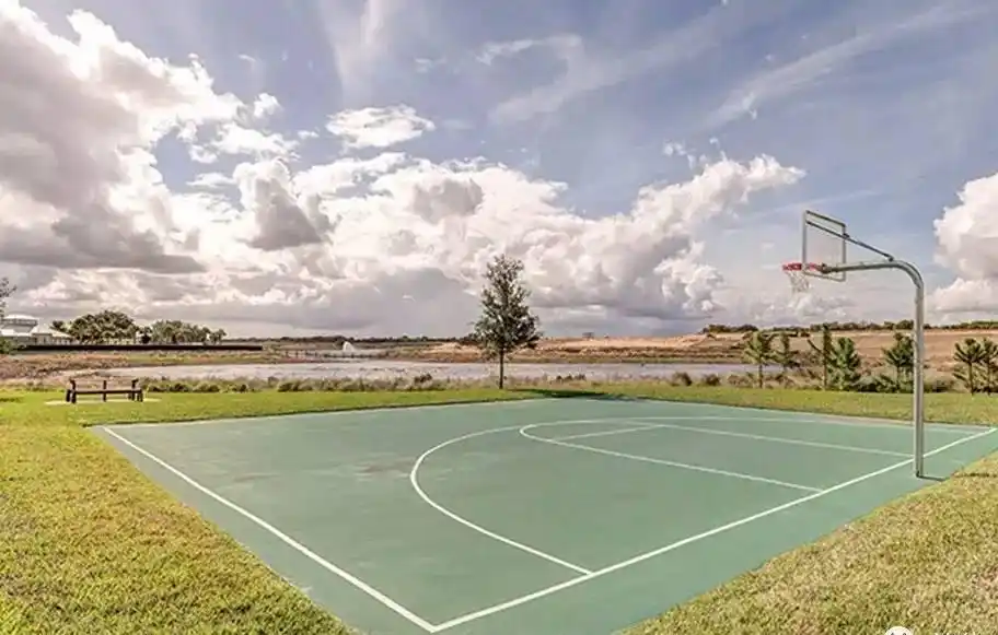 小型半场篮球场尺寸是多少呢?