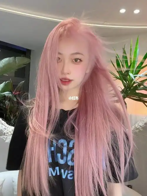 迪士尼在逃公主94粉色发色90