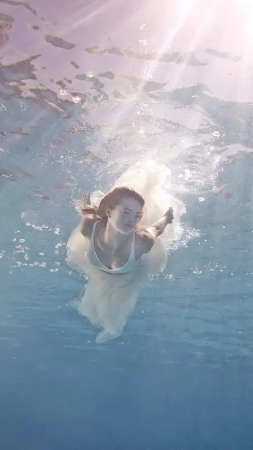 美女壁纸模特锁屏水下世界7评论86更多所有评论你也来说些什么吧