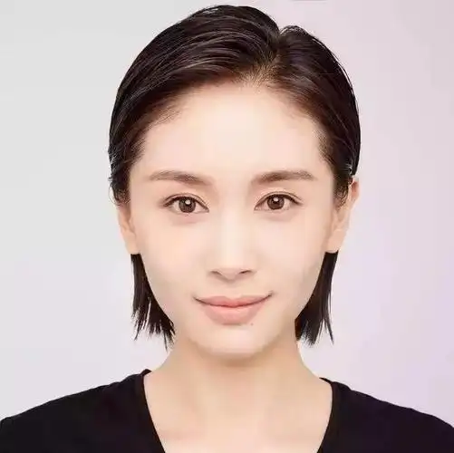 王子文证件照妆容