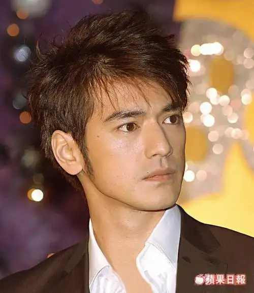 什么发型简单又帅气 学生发型 (男生)