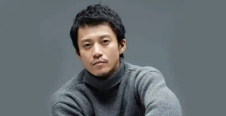 小栗旬当年柔情脸蛋超圈粉,39岁晋升魅力娱乐公司社长近况太帅气_电影