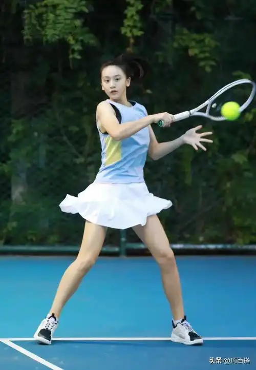 14岁森蝶近照曝光五官惊艳身材高挑真不愧是公认的元气少女啊