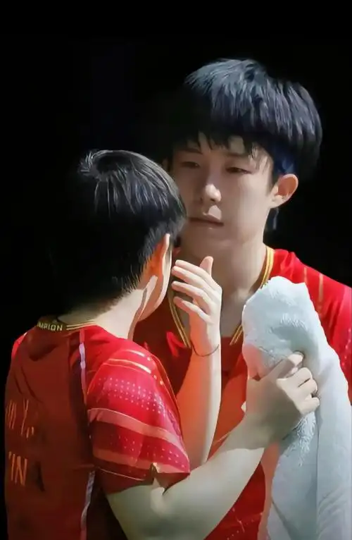 对莎莎的爱永远不是100张的上限.100张孙颖莎王楚钦壁纸, - 抖音