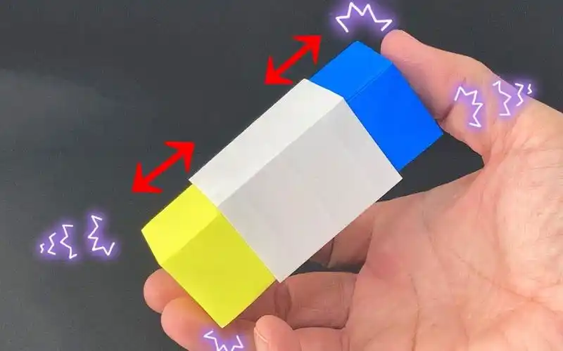 简单有趣的解压折纸玩具,用三张正方形纸就能折出来,真好玩!