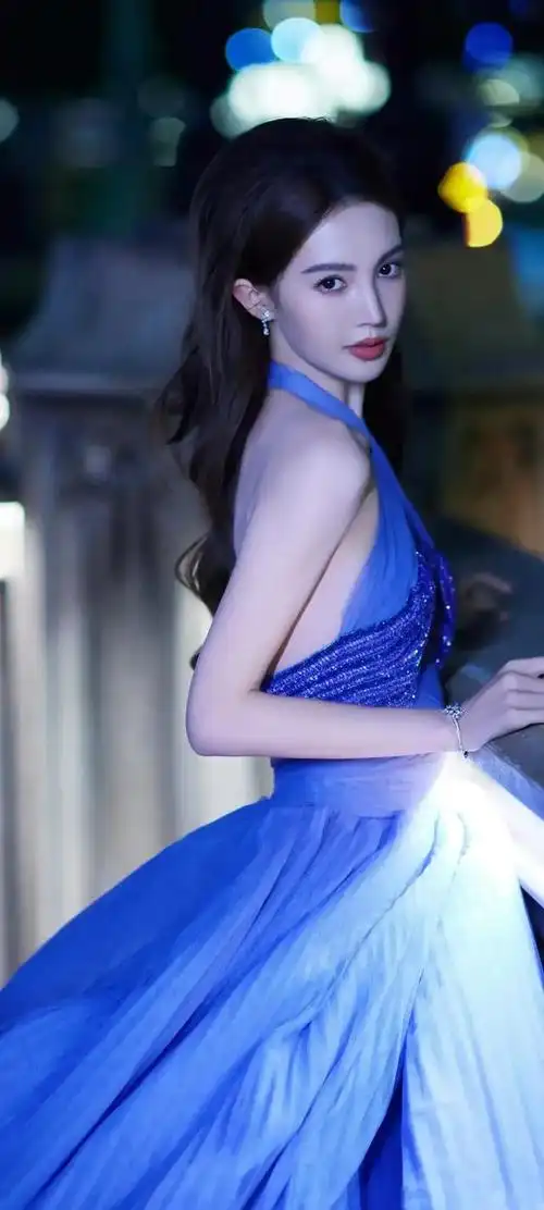 壁纸分享,女明星金晨,感受她那独特的魅力