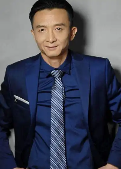 "扫把星"刘波,换一身衣服后,网友:比董永还帅