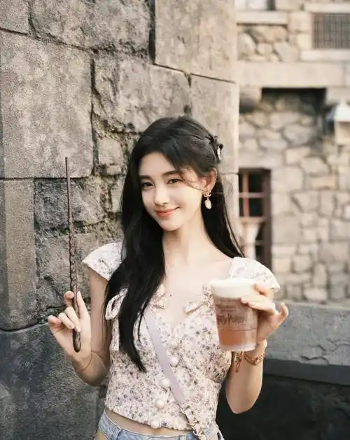 女明星鞠婧祎写真合集:婀娜多姿,闭月羞花_鞠婧祎_女明星_写真