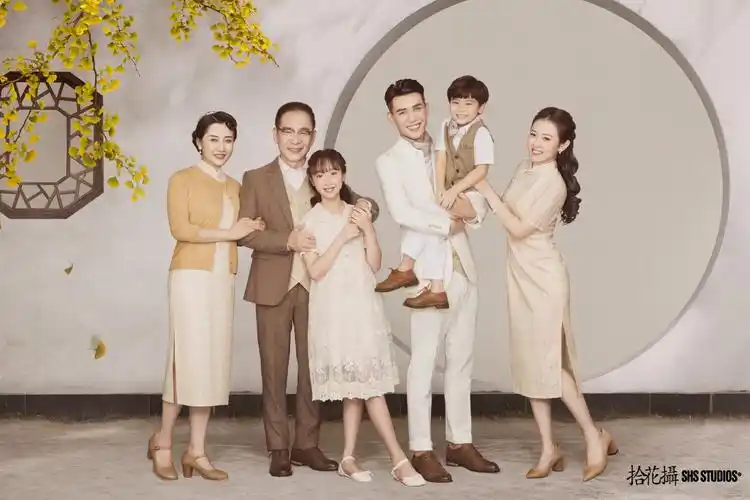 2020全新全家福留影