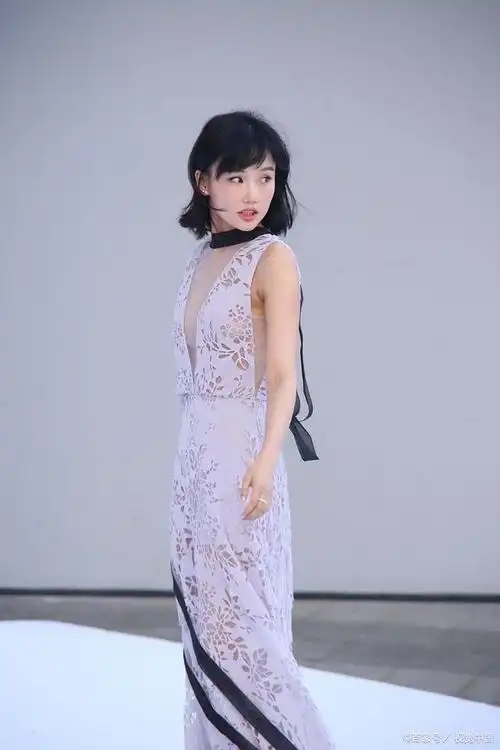 空灵转音歌姬:黄龄