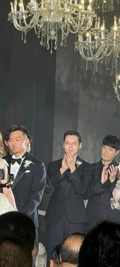 陈伟霆太阳星辰