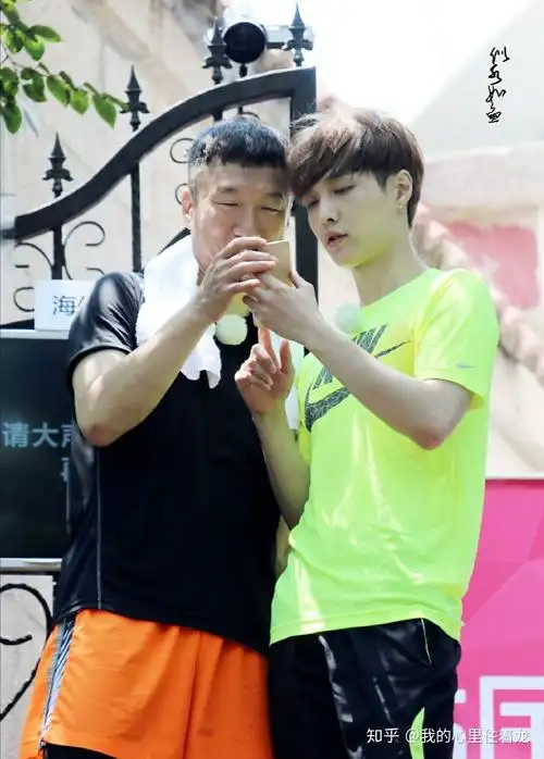 张艺兴的粉丝会如何评价孙红雷?