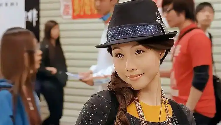 72家租客:香港爆笑喜剧,邓丽欣演技真不错,美人坯子!