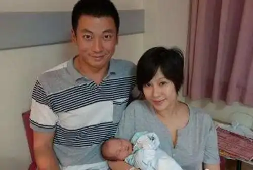 图文颂娴三级车震门曾一震成名定终生