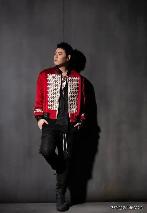 潘玮柏胖瘦对比照:潘玮柏真让人刮目相看(8)