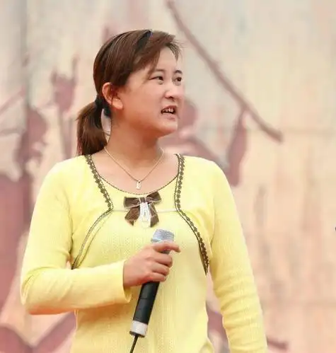 贾玲是不是很可爱!当时真的不认识贾玲啊!知道的话,我要拍你一千张啊!