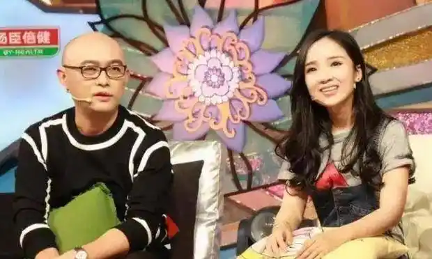 孟非的妻子李雪:青梅竹马的传奇故事家庭双丰收的人生赢家_成功_孟星