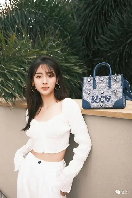 演员邢菲个人资料简介及高清写真图集