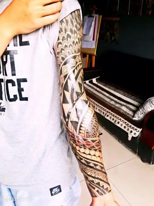 花臂手臂纹身图案大全 - 纹身大咖