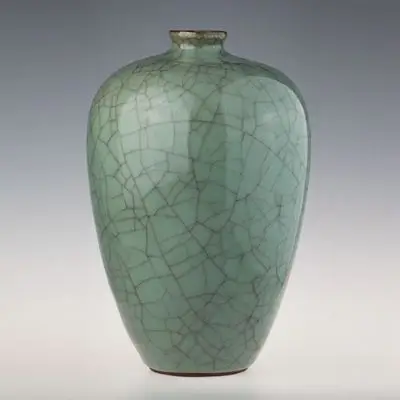 叶国珍南宋官窑作品——梅瓶