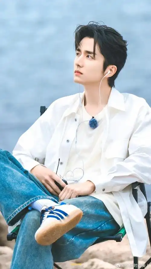 张新成 长大了也可以偶尔任性