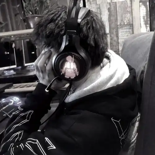 2月22日 17:37   关注  男头 玩网头像 渣男头像 锡纸烫 评论 什刎