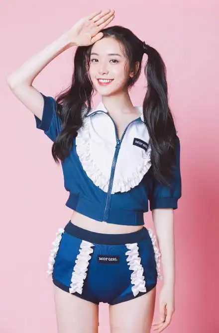 金雯昕1126生日粗卡,用角色历练演技,向品质女演员蜕变