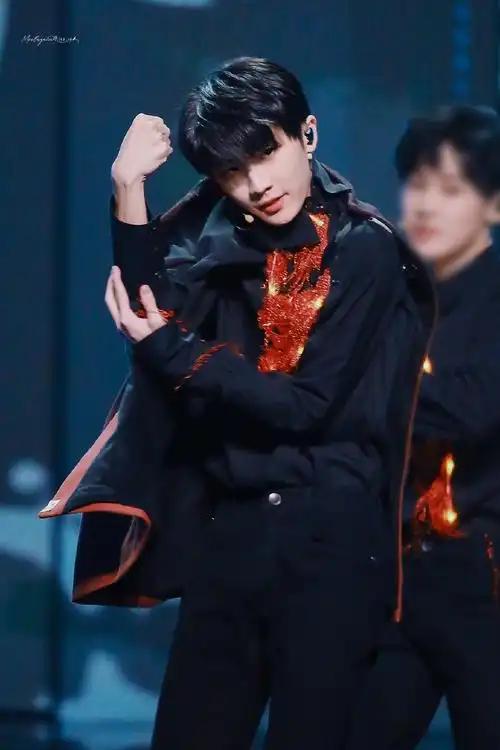 马嘉祺古风戏腔