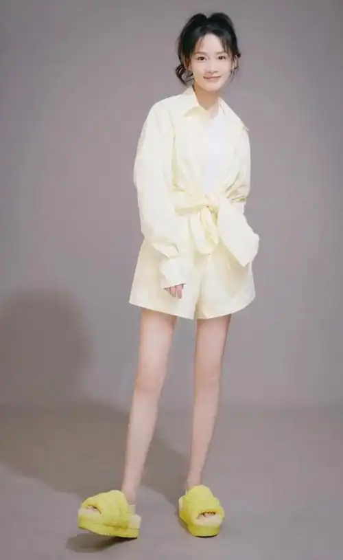 娱乐圈长腿系列之李沁