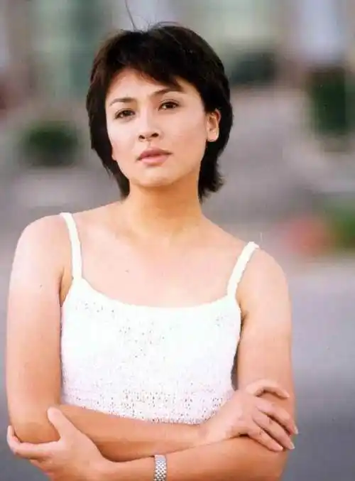 北京电影学院毕业后成为中国内地新生代女演员